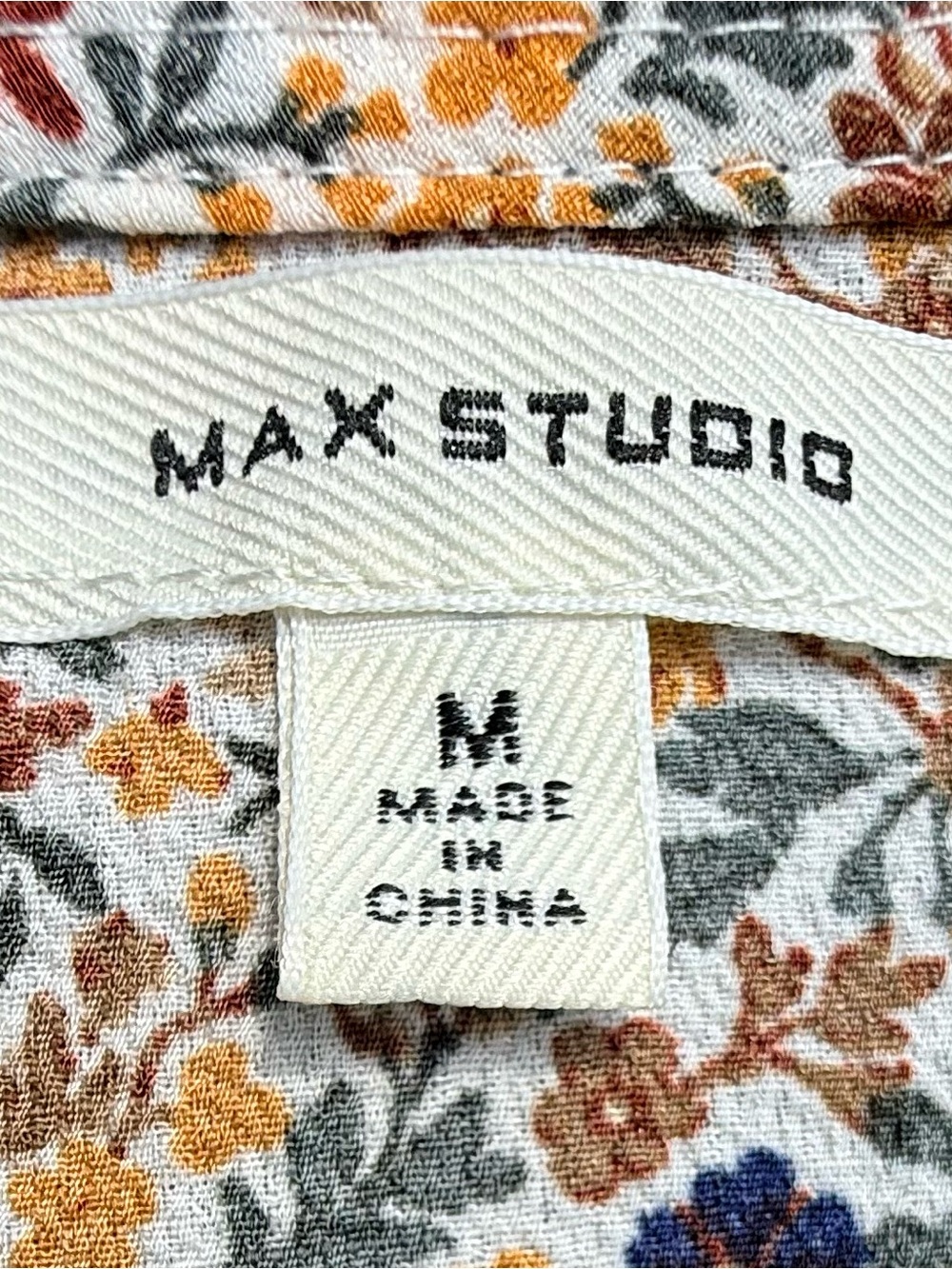 Max Studio Ditsy Floral Flutter Sleeve Ruffle Wrap Dress Medium - Picture 3 of 6
